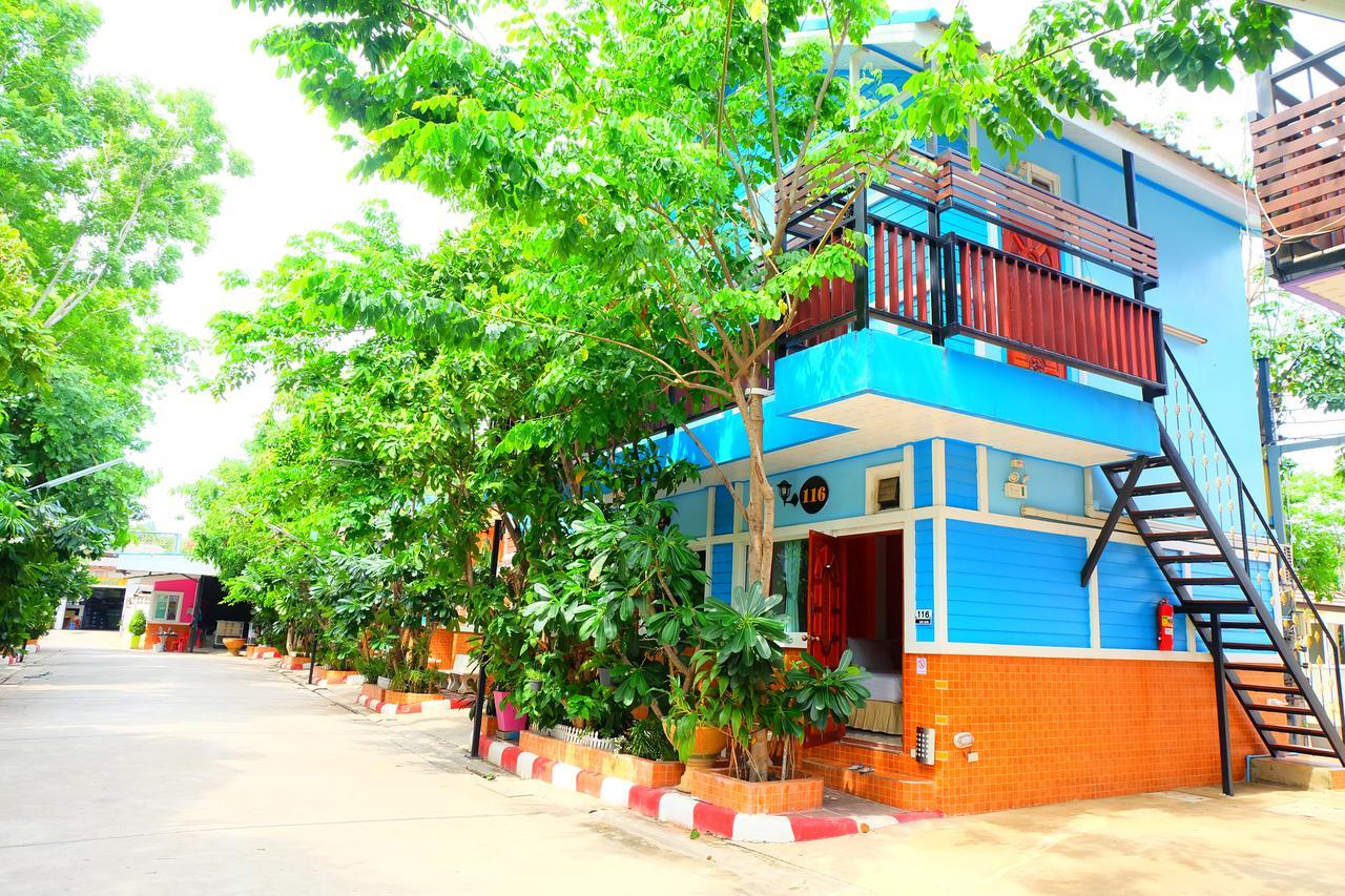 Rak Kun Resort 2 Nakhon Szavan Kültér fotó
