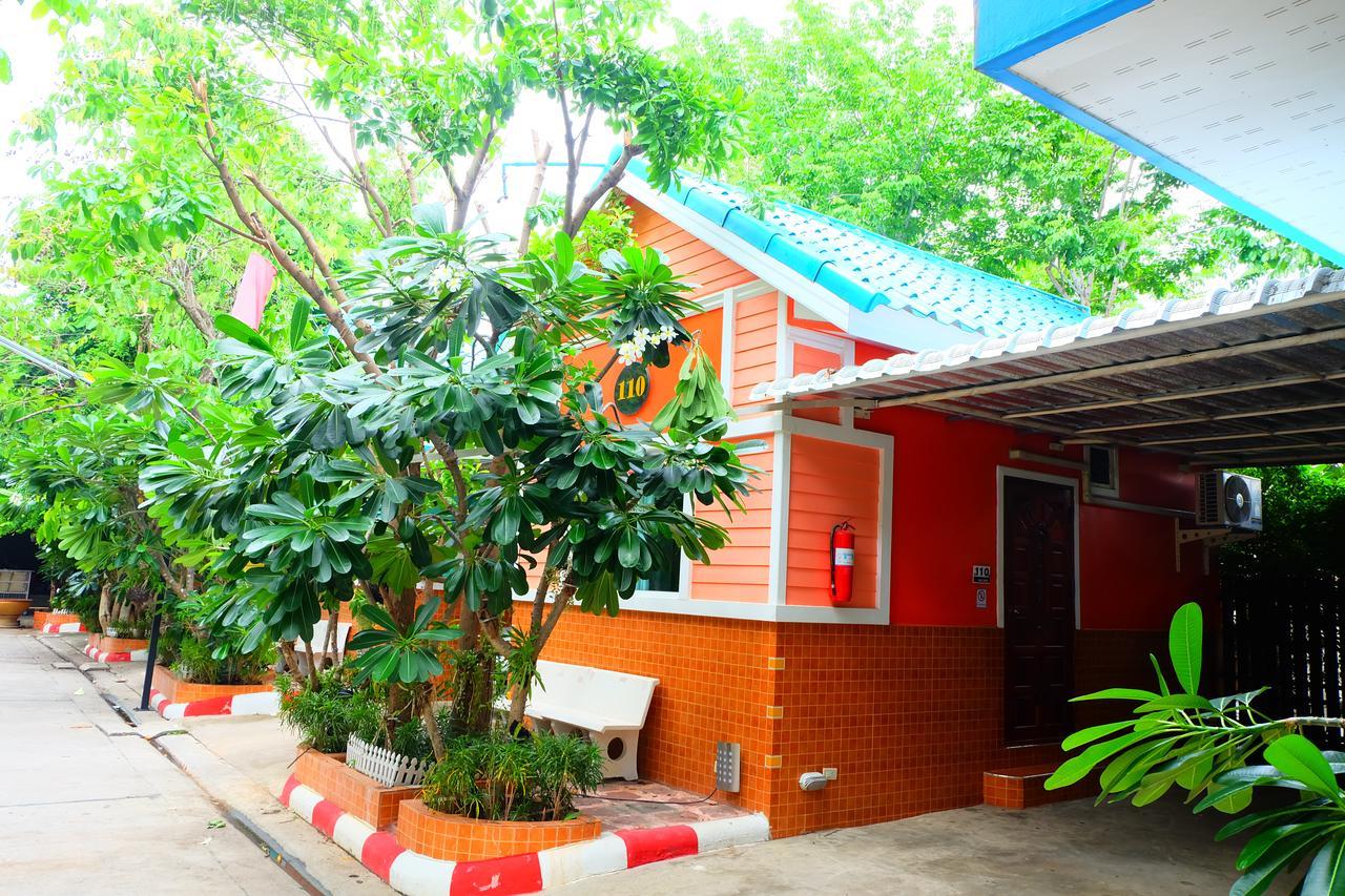 Rak Kun Resort 2 Nakhon Szavan Kültér fotó
