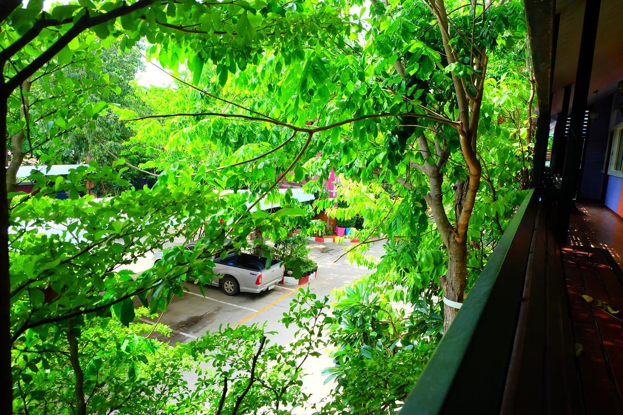 Rak Kun Resort 2 Nakhon Szavan Kültér fotó