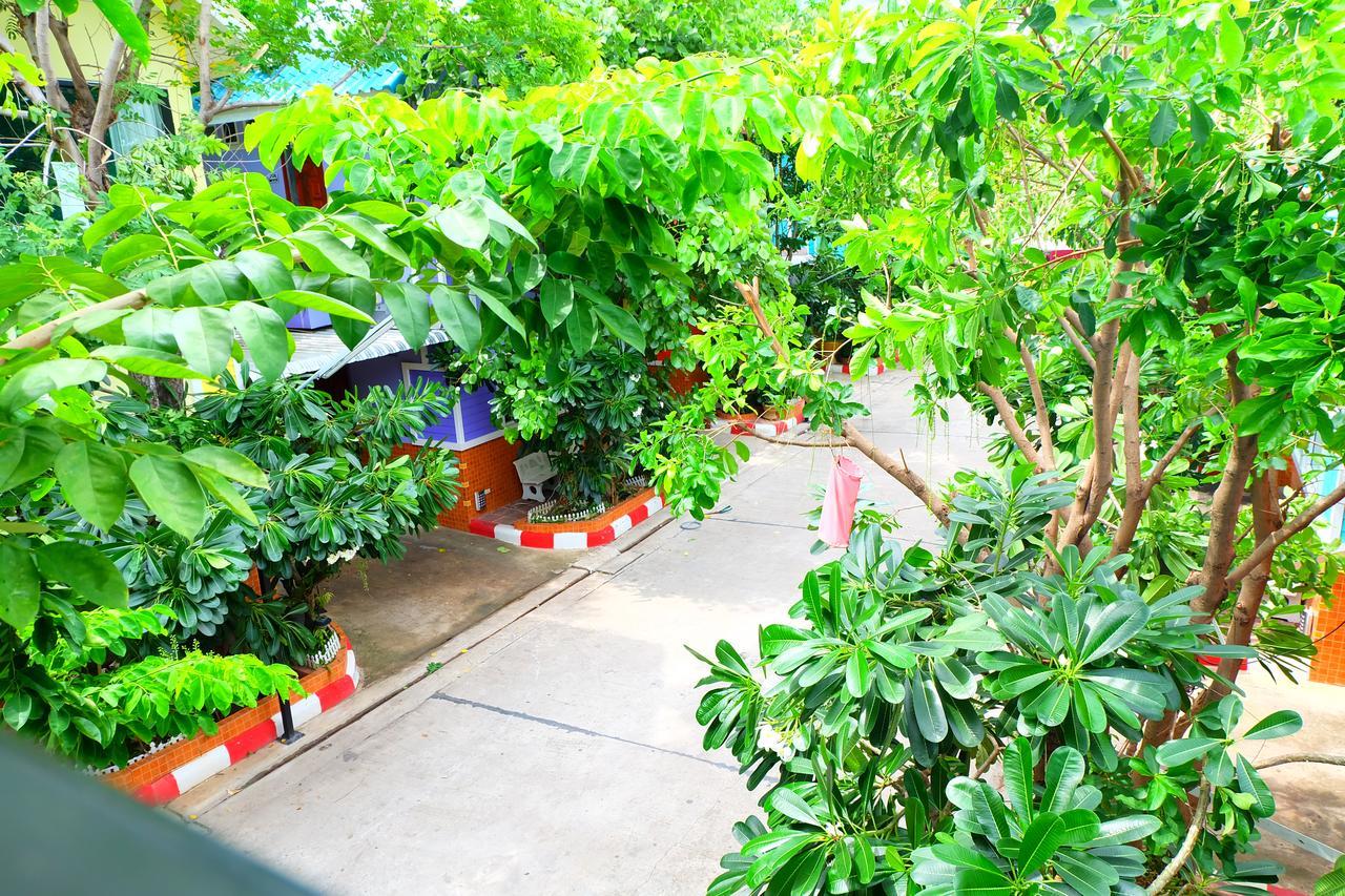 Rak Kun Resort 2 Nakhon Szavan Kültér fotó