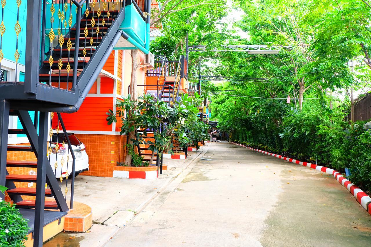 Rak Kun Resort 2 Nakhon Szavan Kültér fotó