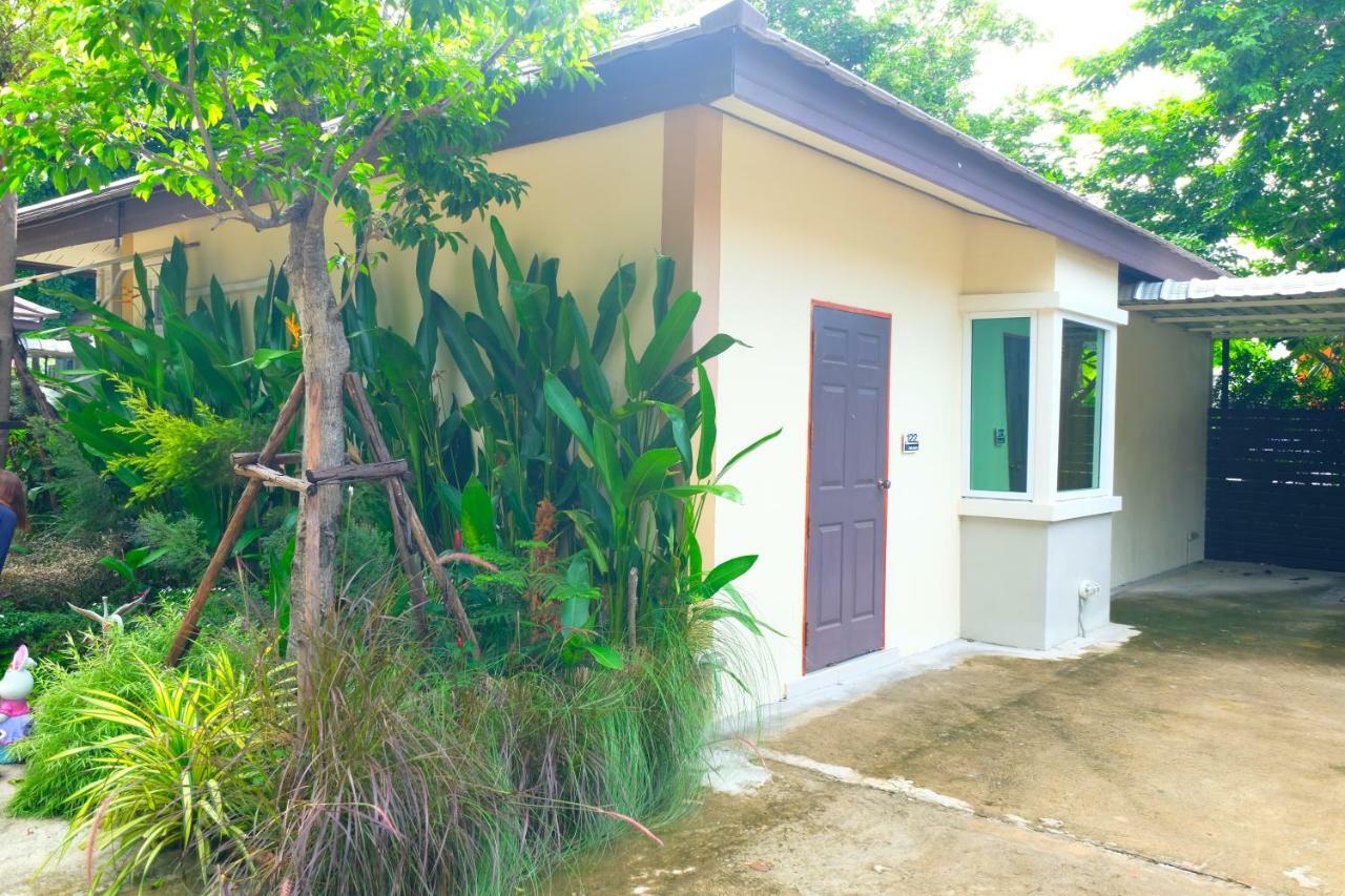 Rak Kun Resort 2 Nakhon Szavan Kültér fotó